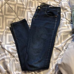Arizona dark blue jeans